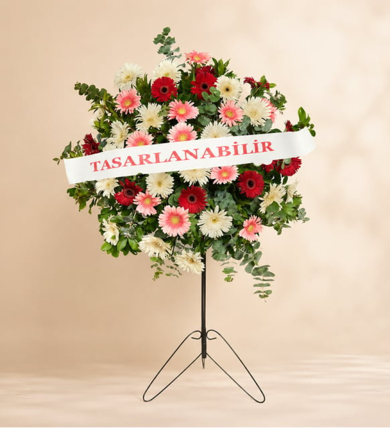 Renkli Gerbera ve Lilyumlardan Hazırlanmış Ferforje Aranjman